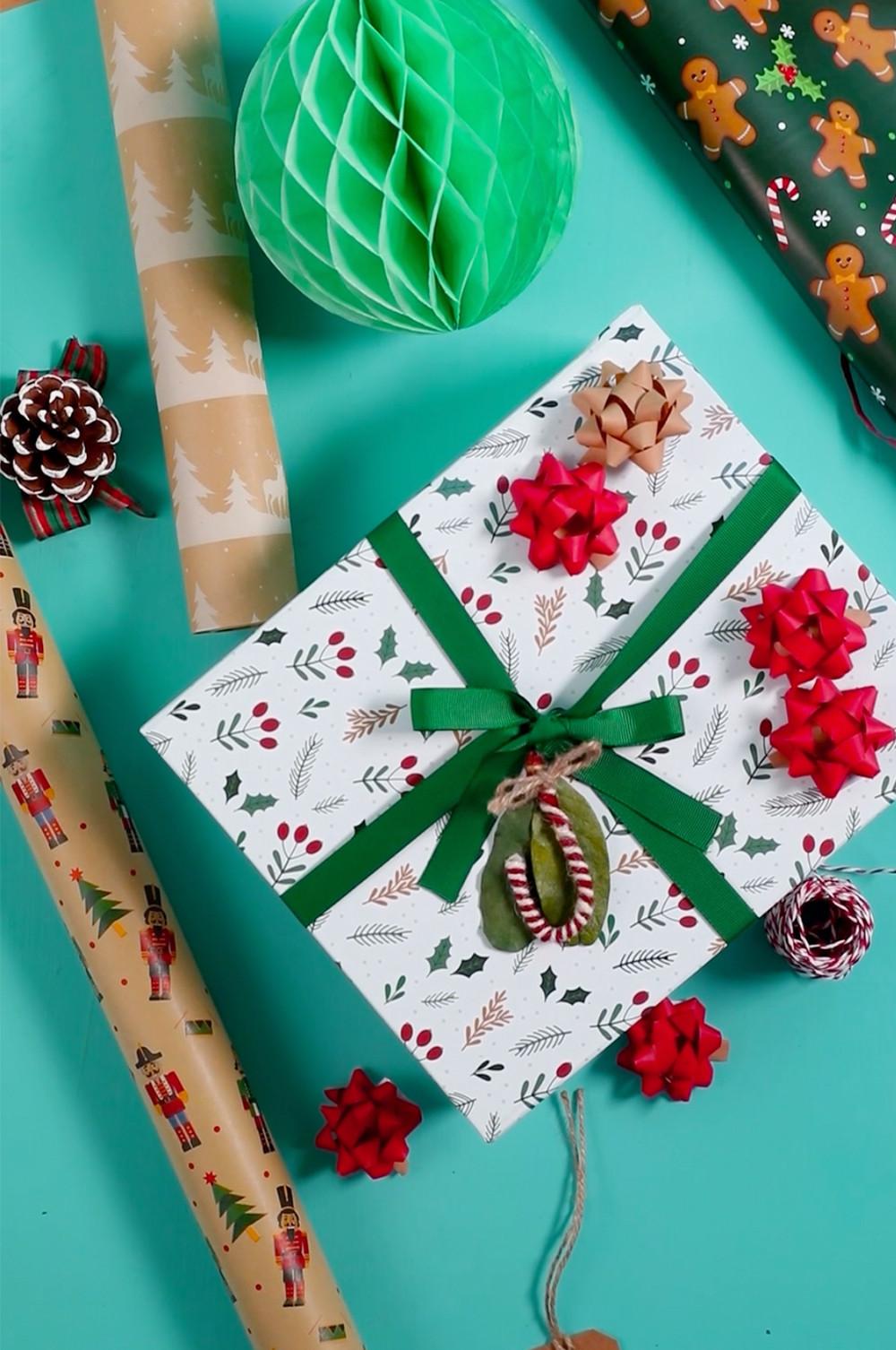 Christmas Gift Wrapping Guide and Tips Primark